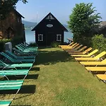 Auguste Hotel