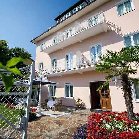 Hotel Auguste