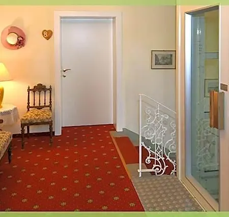 Auguste Otel 2*